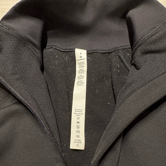 lululemon black quarter zip long sleeve shirt - Picture 3 of 3